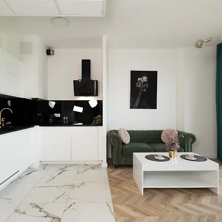 Panorama With Parking 21st Floor Lägenhet Warszawa