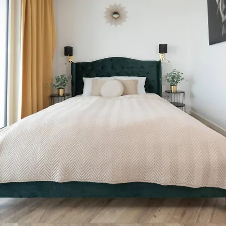 Apartment Panorama With Parking 21st Floor